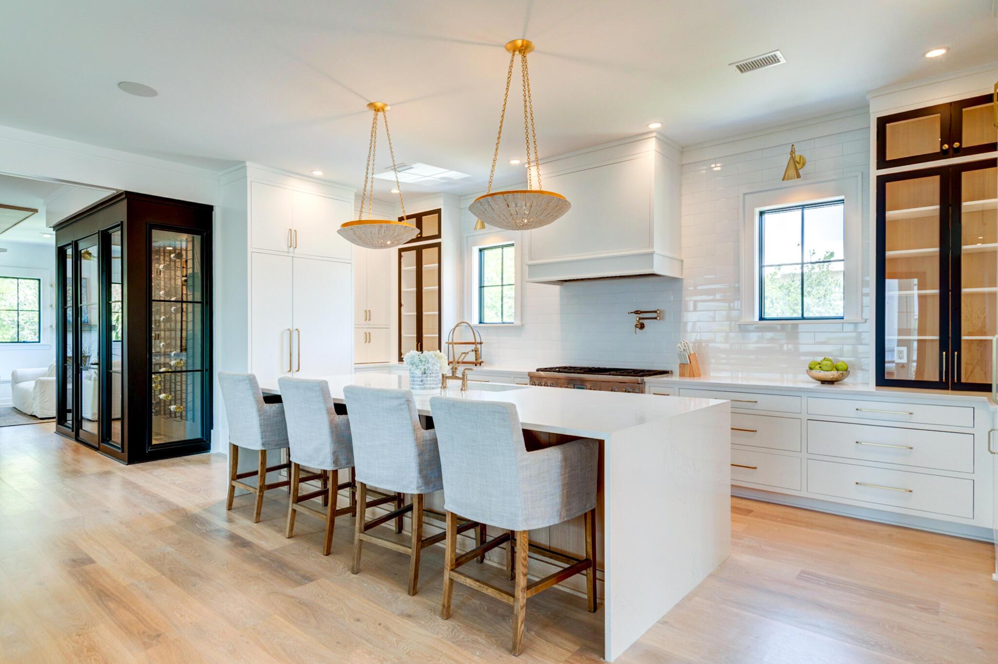 Image 4: 2870 Ion v2 - 4 - CMG