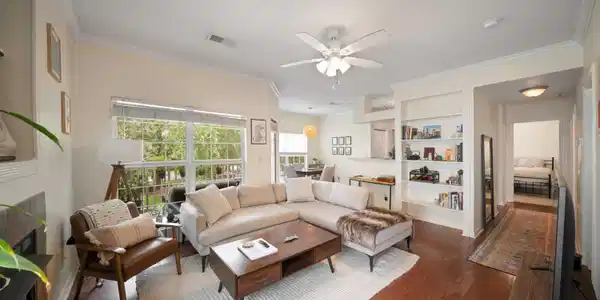 700 Daniel Ellis Drive