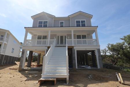 2296 Minifarm Way
