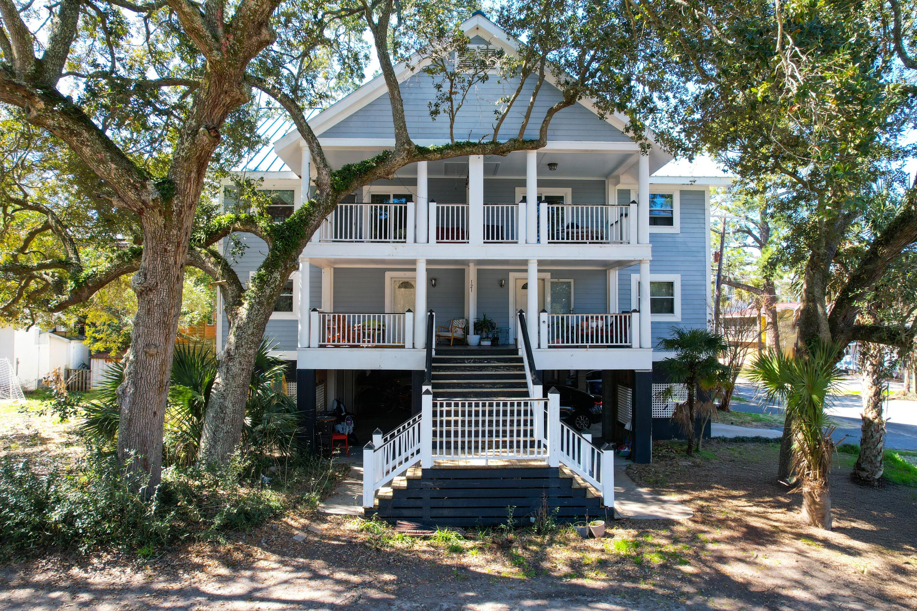 Image 1: 124 E Hudson -Tidalcreekphoto- (1)