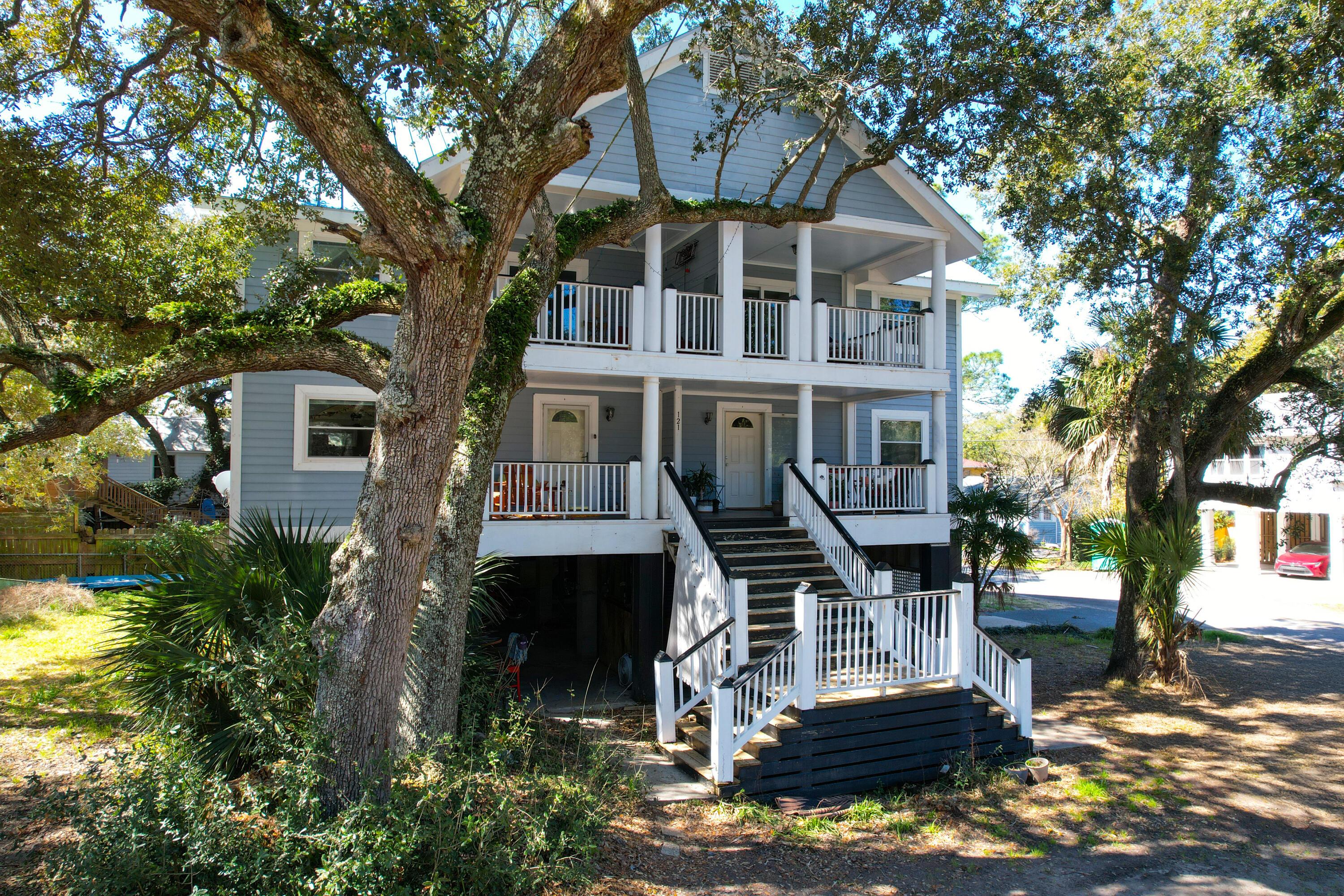 Image 2: 124 E Hudson -Tidalcreekphoto- (2)