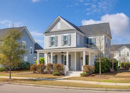 1589 Banning Street