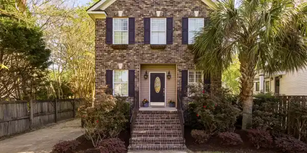 812 Harbor Place Drive