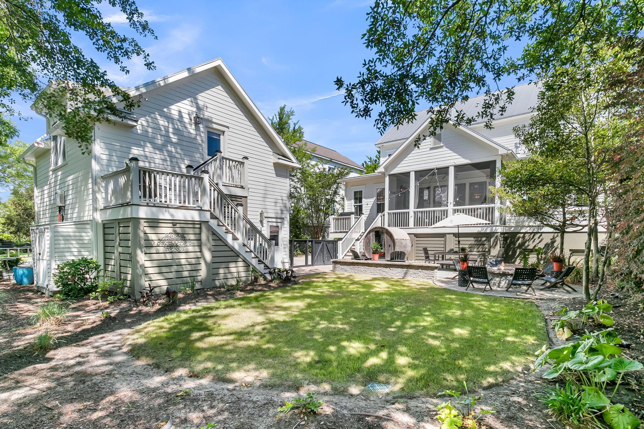 Image 3: CREM - 1527 Wando Landing St-9