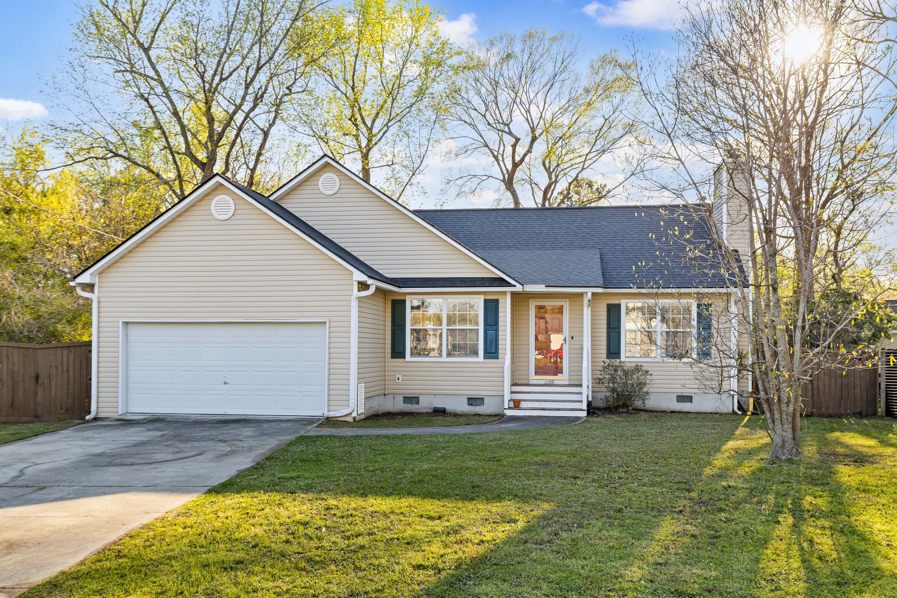 Image 4: Front of the house