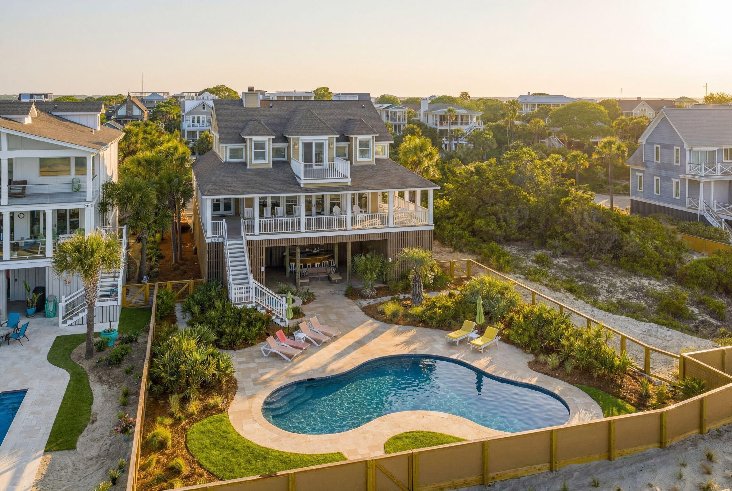 Image 3: 304 Ocean Boulevard-KeenEyeMarketing-003