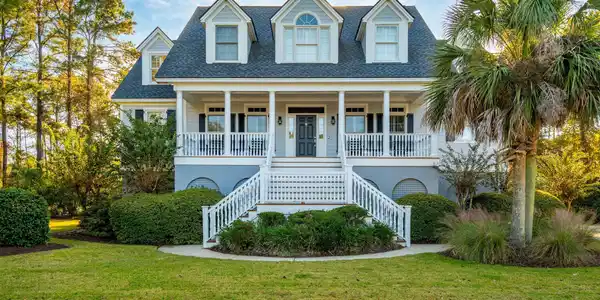 1778 Omni Boulevard