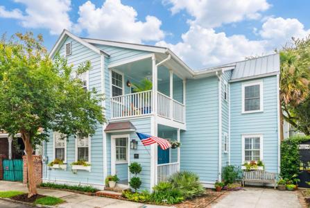 453 Race Street