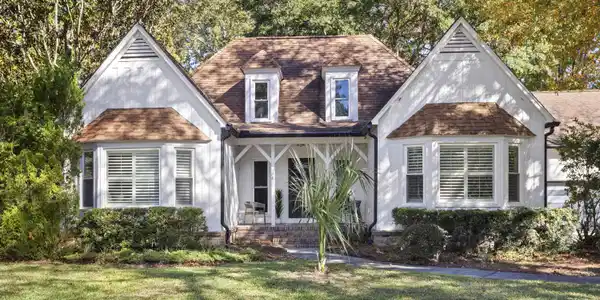1019 Royalist Road