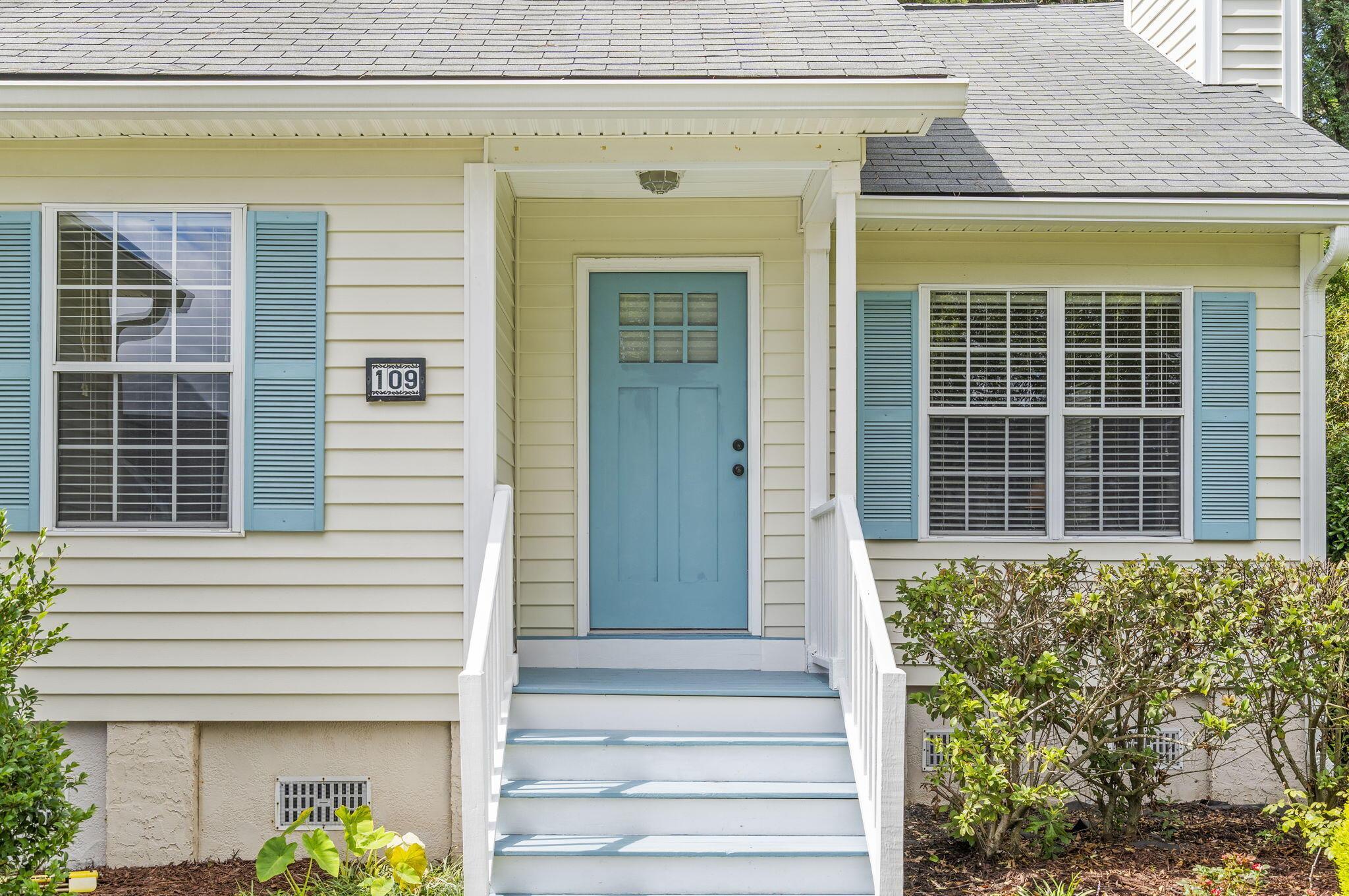Image 2: 4-web-or-mls-DSC08786