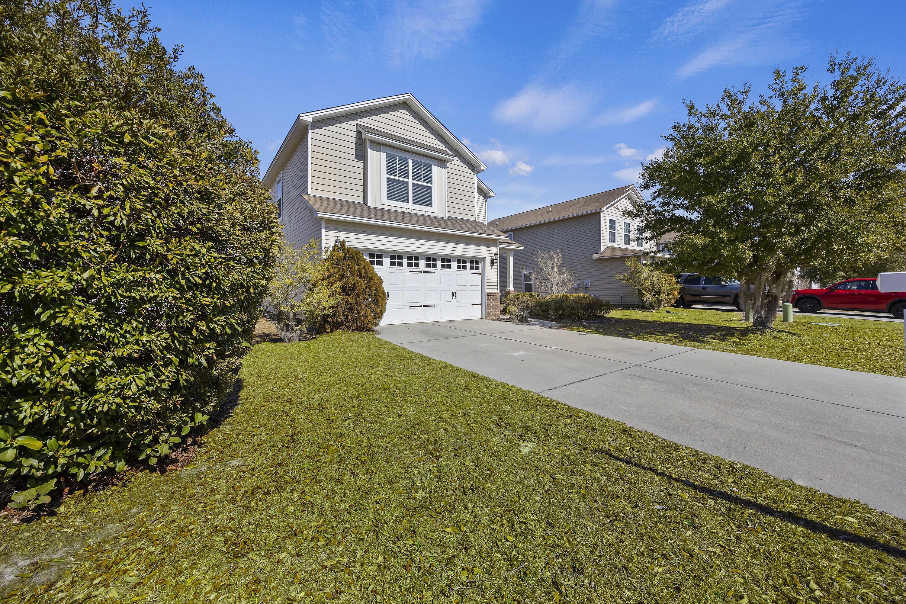 Image 3: 10 Whitewater Way (1)