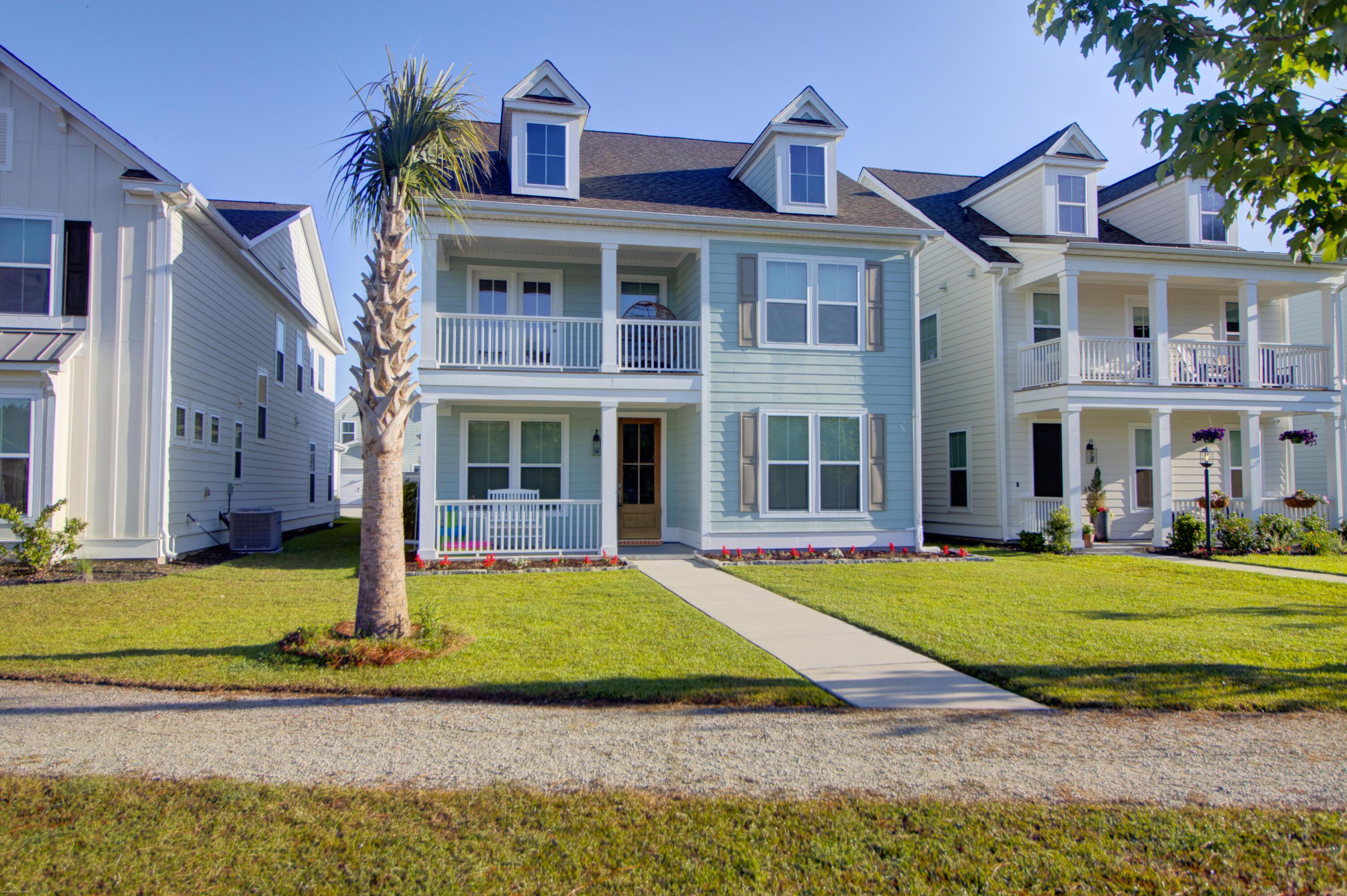 Image 2: Front Exterior