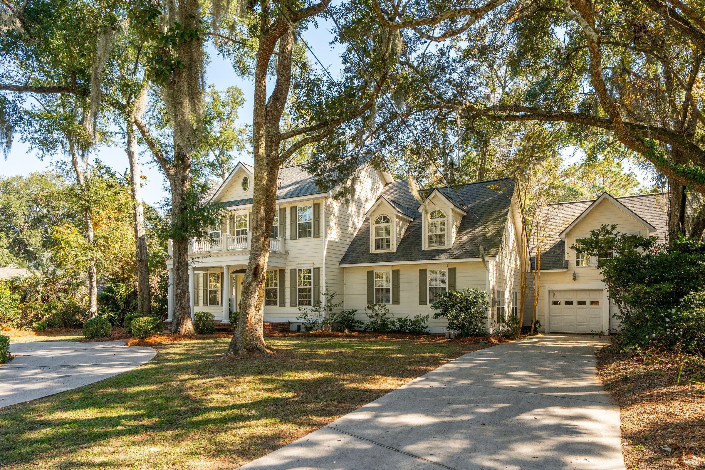 Image 3: 660AyersDr-KeenEyeMarketing-003