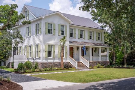 108 Live Oak Drive