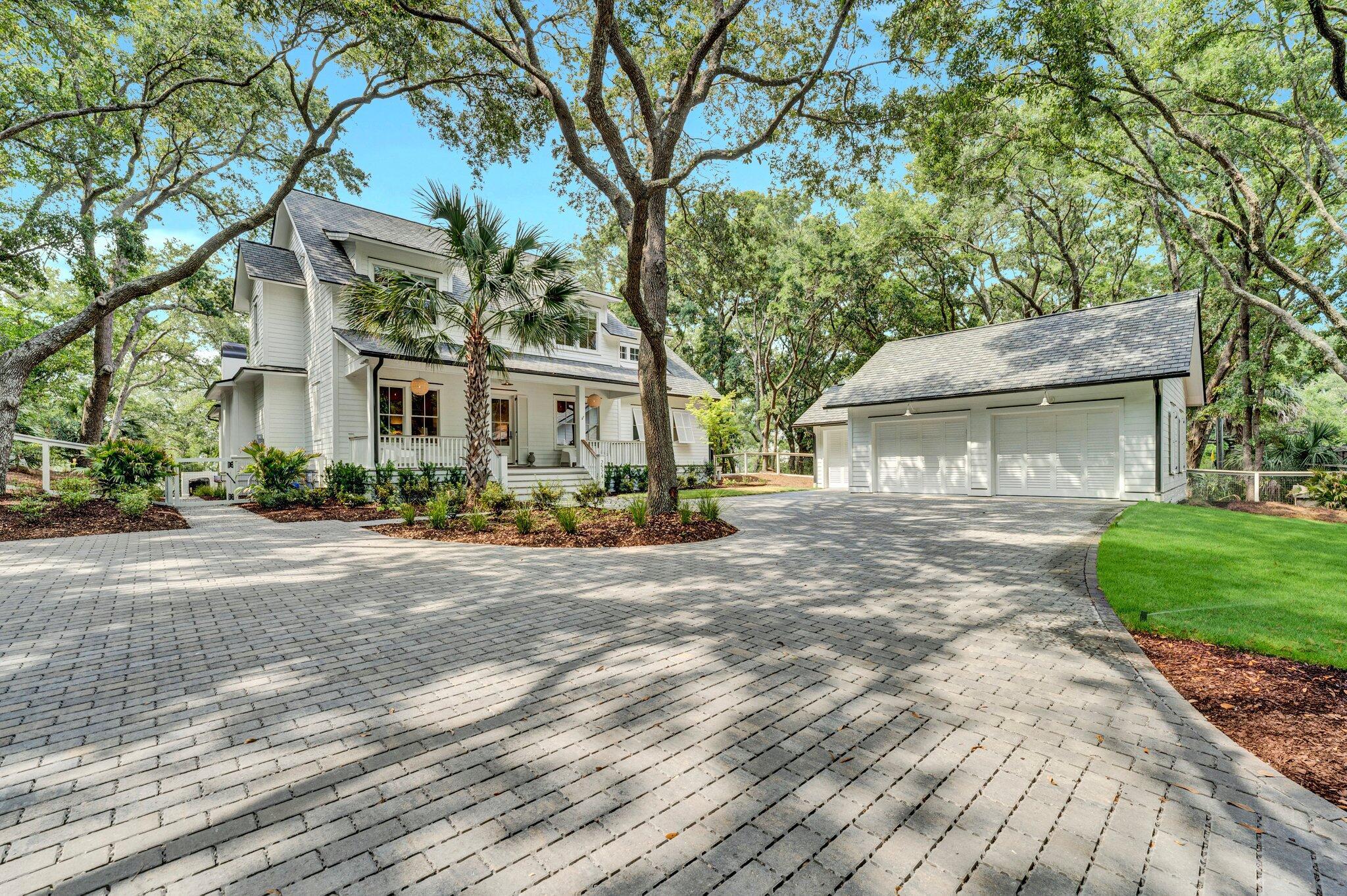 Image 4: 2524 Goldbug Ave - (69)