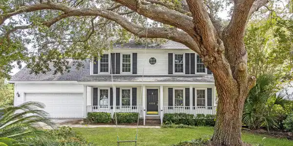 1332 Salt Marsh Cove
