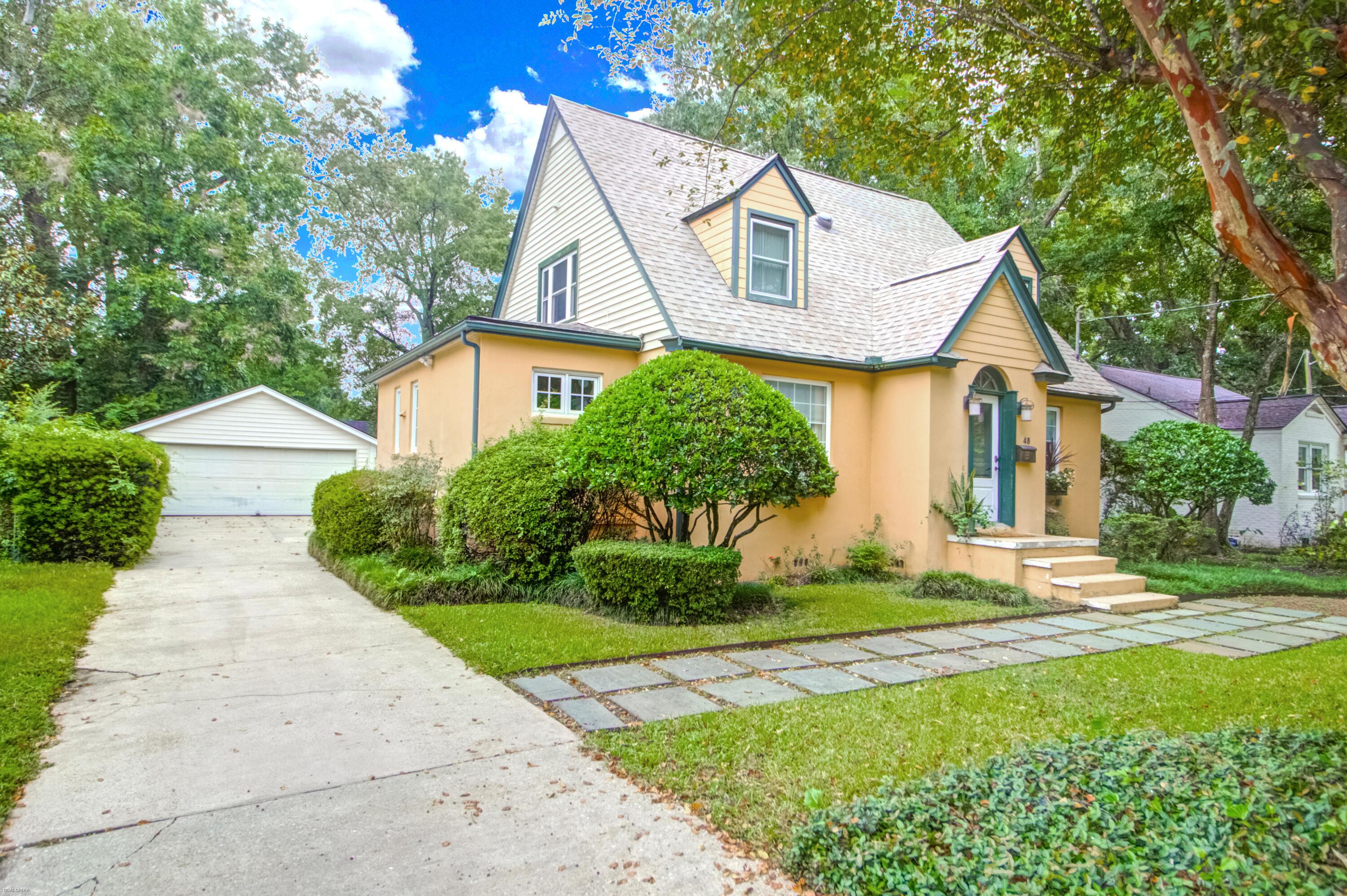 Image 2: Driveway