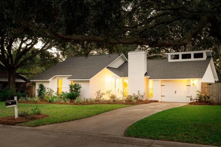 1182 Main Canal Drive