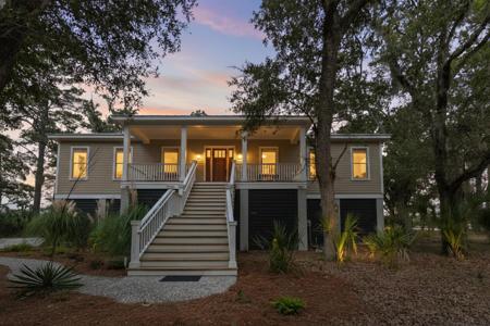 8606 Glascow Island Lane