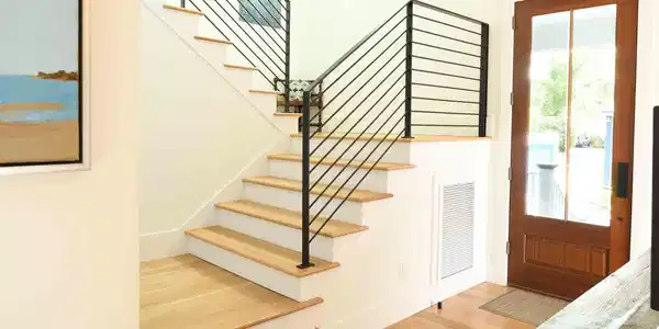 Image 3: Foyer
