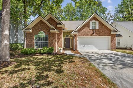 1174 Old Ivy Way