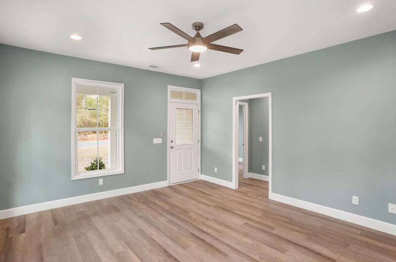 Image 4: Livingroom1