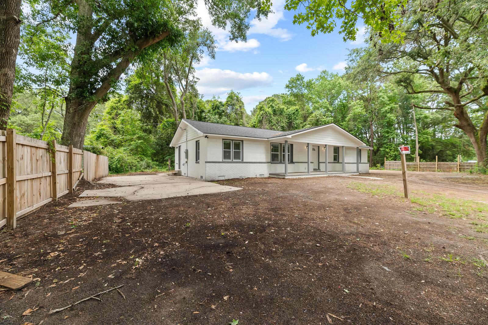 Image 2: Front Exterior