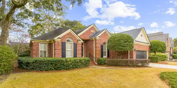 1380 Southlake Drive