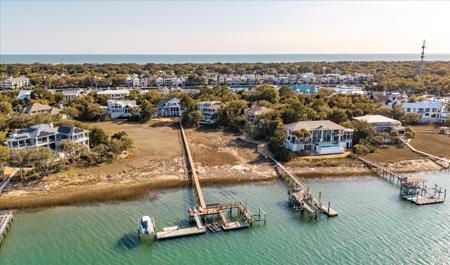 27 Waterway Island Drive