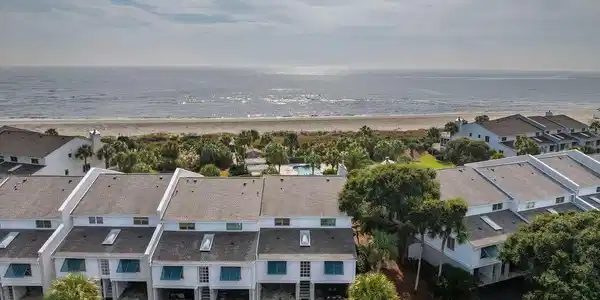 17 Beach Club Villas