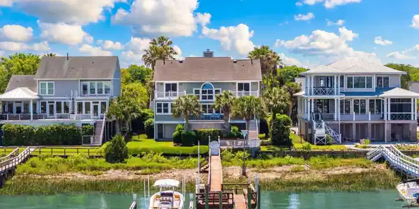 16 Intracoastal Court