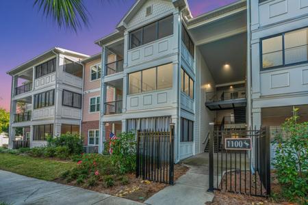 1025 Riverland Woods Place