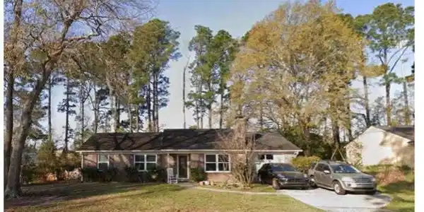 1669 Nantahala Boulevard