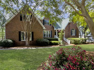 1529 Strathmore Lane