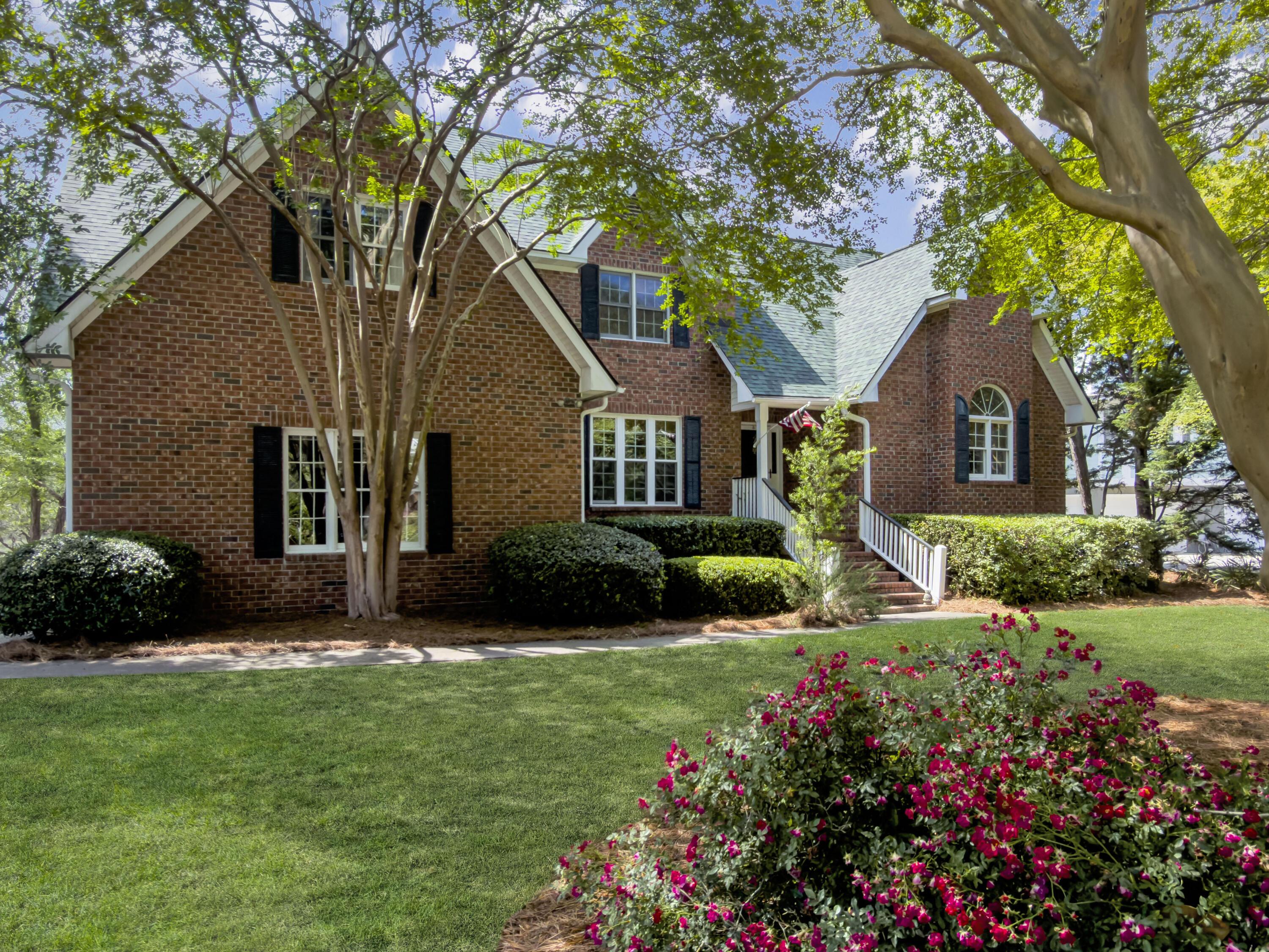 Image 1: Front of Home