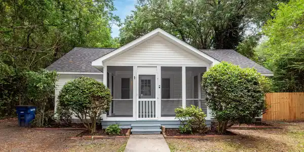 1621 Poinsettia Road