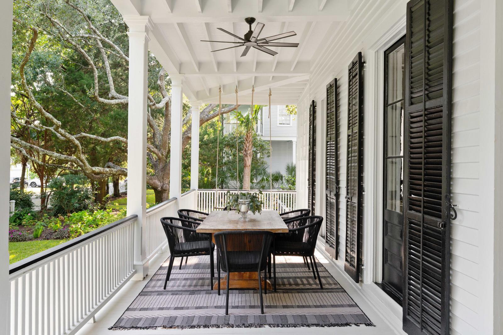 Image 3: Front Porch | Dining