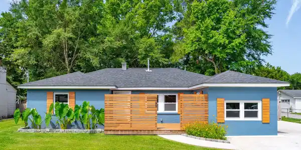 749 West Oak Forest Drive