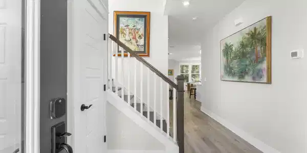 Image 3: 44-web-or-mls-DSC01483