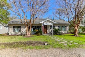 12 Stratford Drive