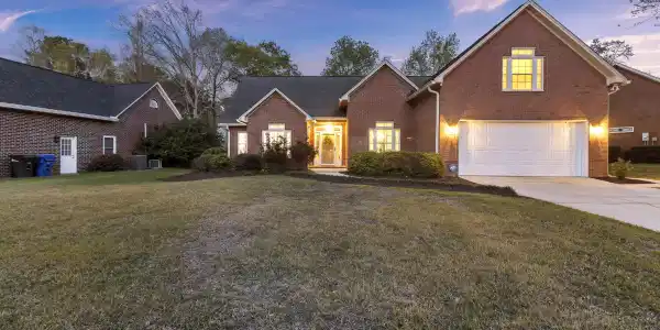 1227 Old Ivy Way
