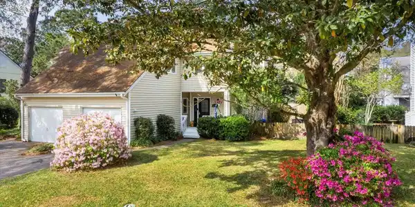 1278 Hampshire Road, Charleston SC 29412