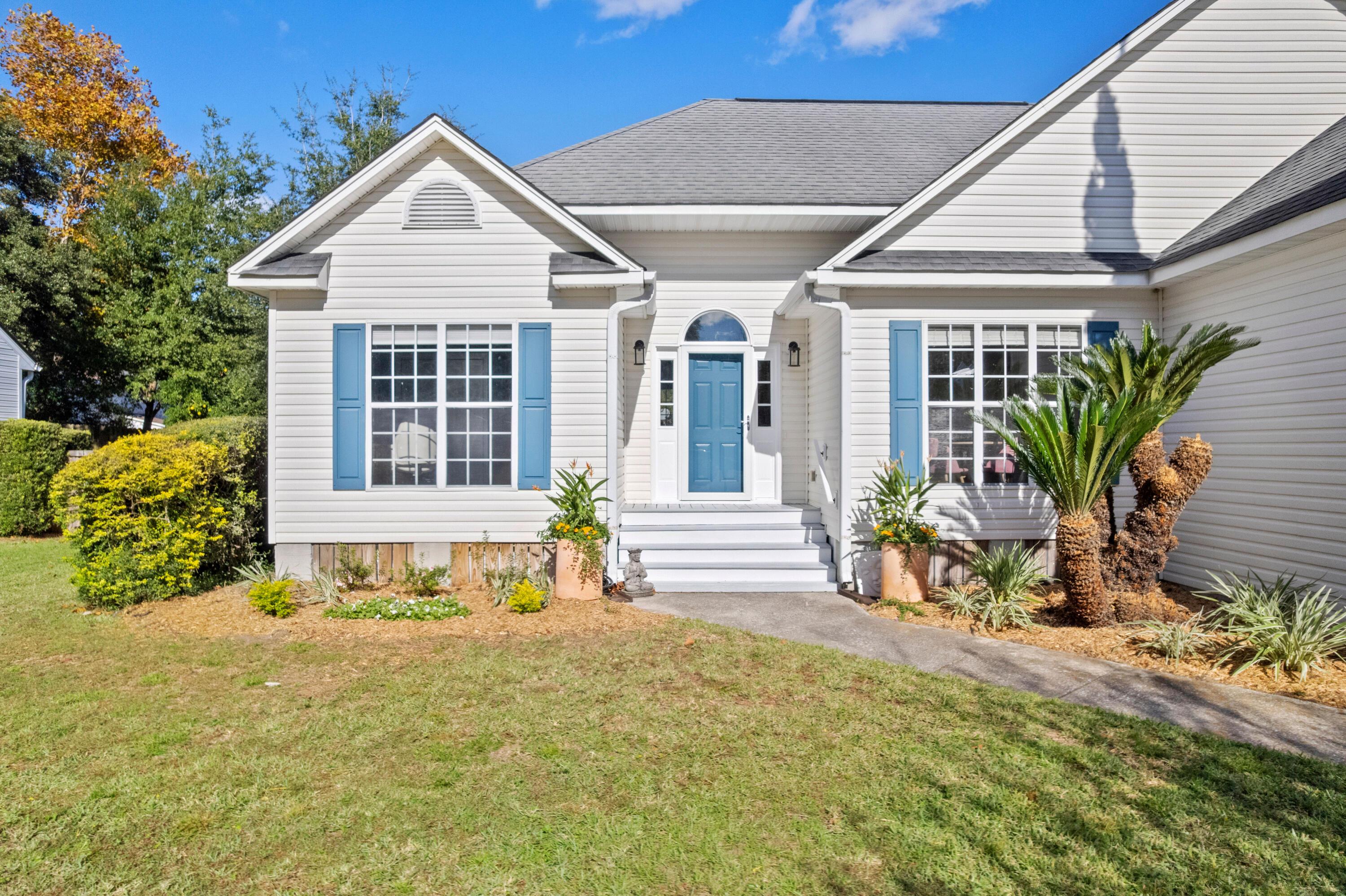 Image 2: 1504OldVillageDr-CasaVerdeMediaLLC4