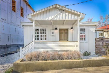 9 F Street