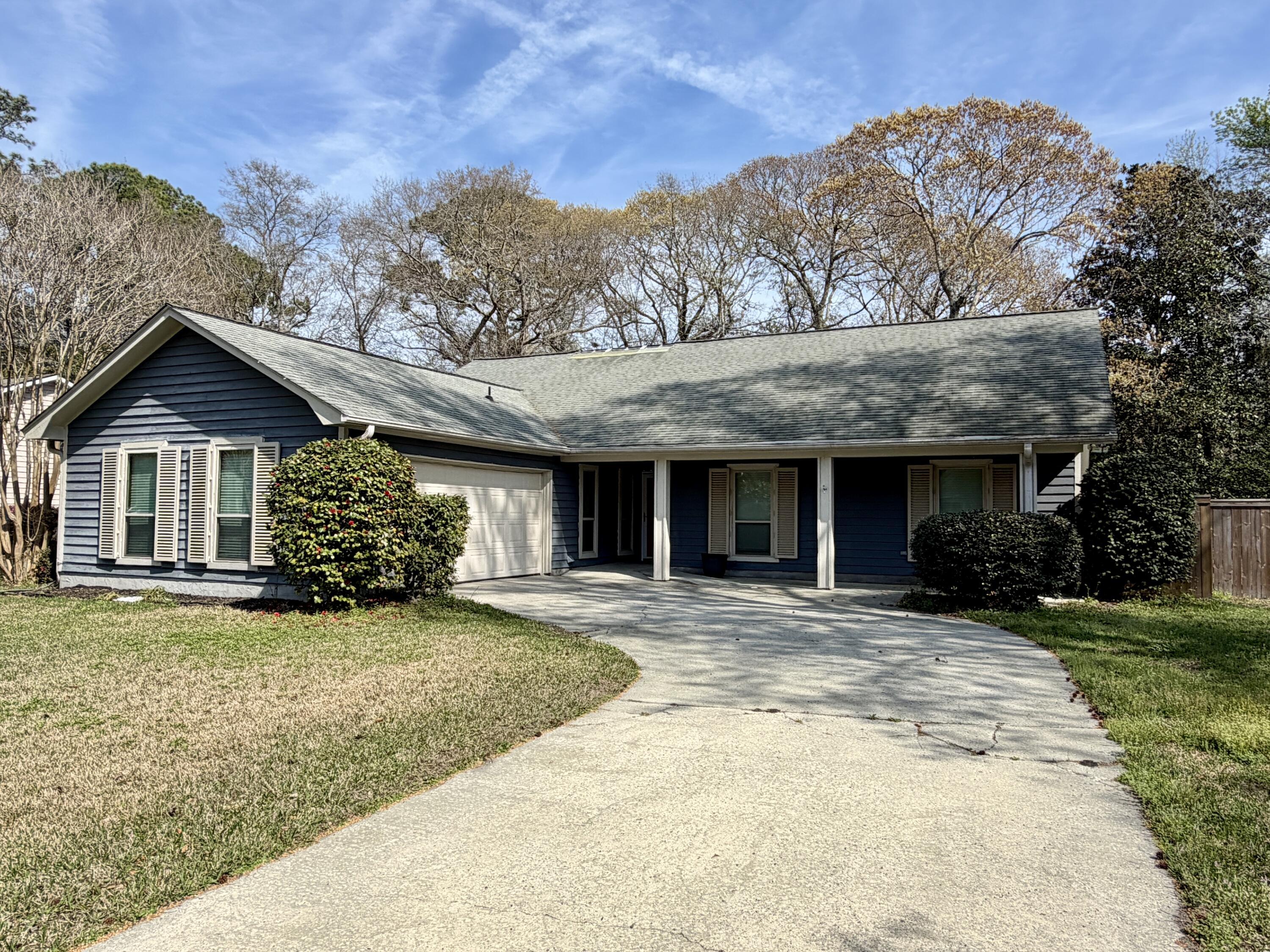 Image 3: Snee Farm Home for Sale