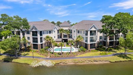 1479 Long Grove Drive