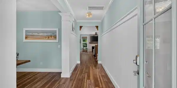 Image 3: __(5)