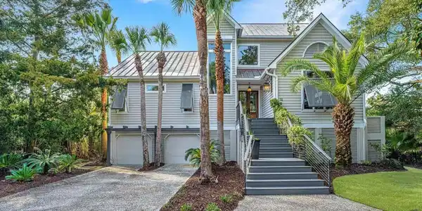 31 Waterway Island Drive