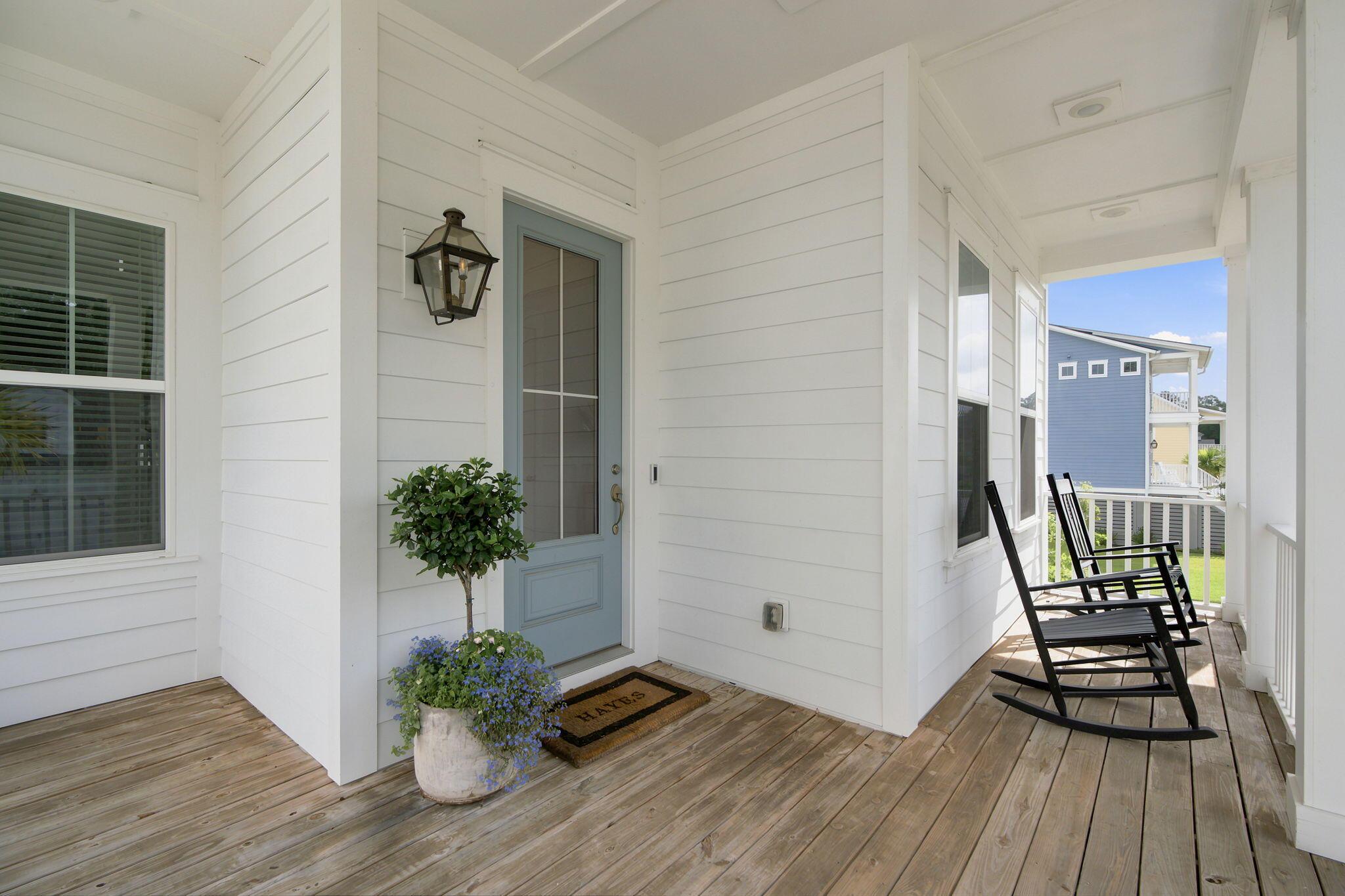 Image 3: Front Porch