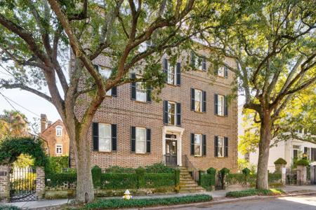 55 Laurens Street